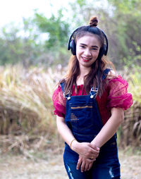 Portrait of a smiling young woman