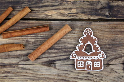 Close-up of gingerbread cookie