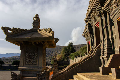  luhur poten temple bromo tengger semeru national parc against mt. bromo