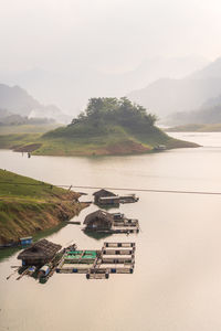 Floating fishing village