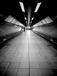 Subway station platform
