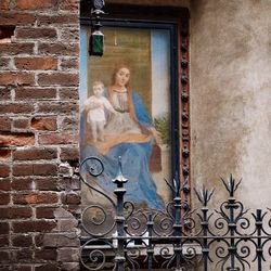 Statue against wall