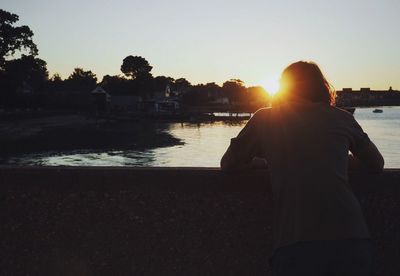 Sun shining over sea