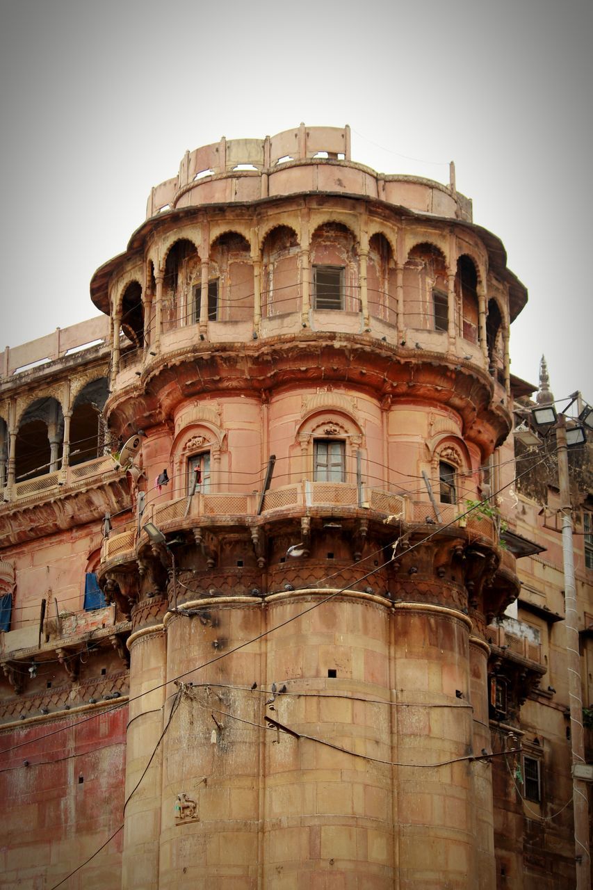 architecture, ancient history, landmark, built structure, building exterior, history, travel destinations, the past, temple, travel, sky, nature, tourism, ancient, city, low angle view, arch, no people, old, building, outdoors, facade, clear sky