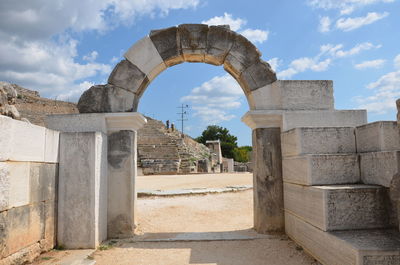 View of historical building against cloudy sky