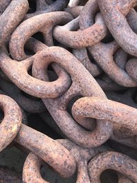 Full frame shot of rusty metal chain