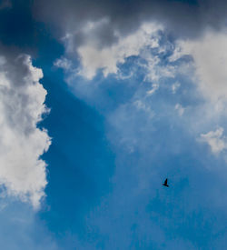 Low angle view of cloudy sky