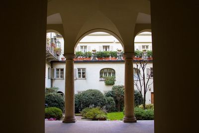 View of an arch bridge