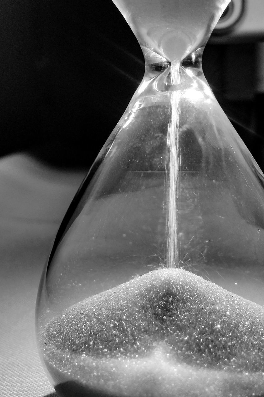 CLOSE-UP OF CLOCK AT SAND