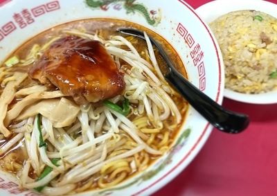 Close-up of noodles in bowl