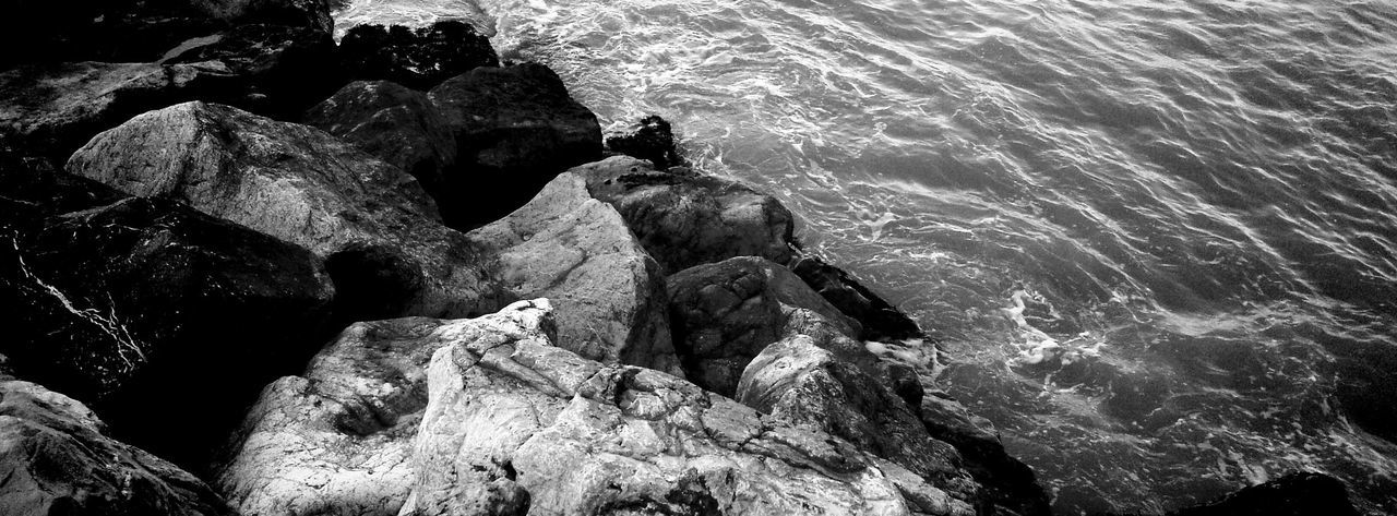 rock - object, rock formation, sea, water, nature, no people, wave, outdoors, day, beauty in nature, scenics