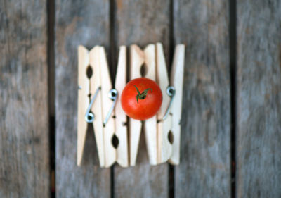 Directly above shot of strawberry on table