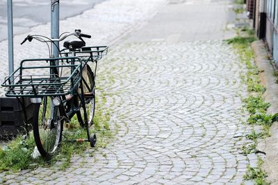 Bicycle on footpath