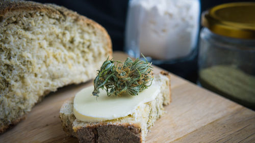 Close-up of bread on cutting board