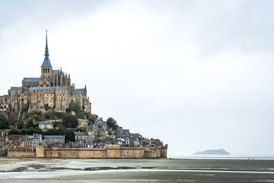 Mont saint-michel against sky