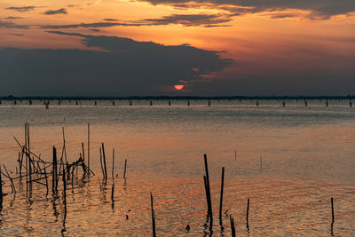 Beauty sunset view in a cloudy day. at koh yor, songkla province, thailand.