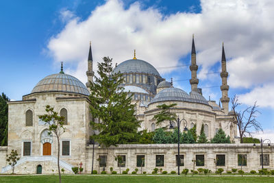 Suleymaniye mosque is an ottoman imperial mosque located on the third hill of istanbul, turkey