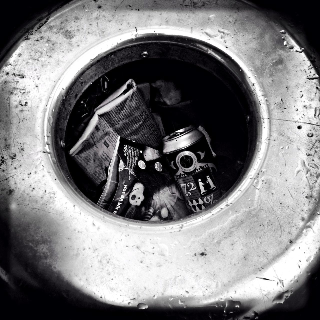 circle, high angle view, close-up, indoors, metal, old, abandoned, directly above, hole, metallic, damaged, no people, geometric shape, rusty, obsolete, deterioration, reflection, wheel, run-down, day