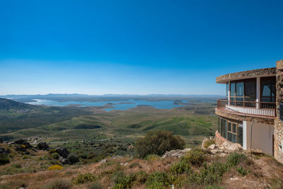 View of the la serena reservoir from the viewpoint of puebla de alcocer