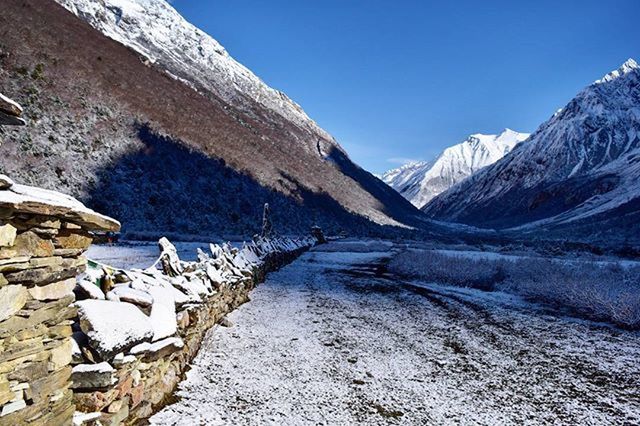 snow, winter, cold temperature, mountain, season, snowcapped mountain, mountain range, tranquil scene, tranquility, weather, scenics, covering, frozen, beauty in nature, clear sky, landscape, nature, snowcapped, blue, non-urban scene