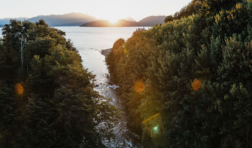 Scenic view of sea against mountain