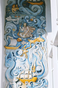 Graffiti on wall of building