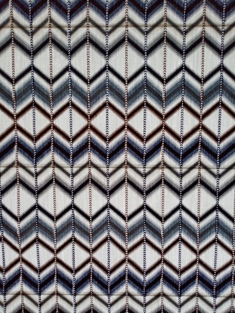 FULL FRAME SHOT OF BUILDING ROOF