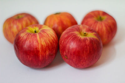 Close-up of apples on table