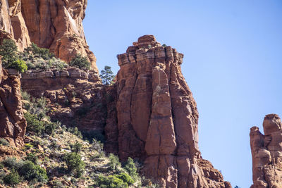 Arizona desert rock sculpture 