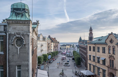 Buildings in city