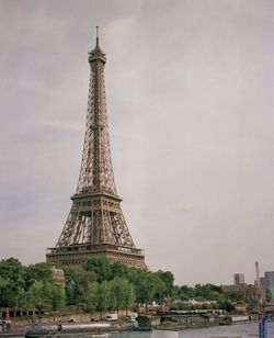 Eiffel tower