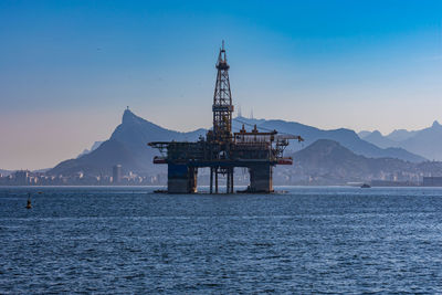 Offshore exploration platform for the oil industry in guanabara bay, rio de janeiro, brazil