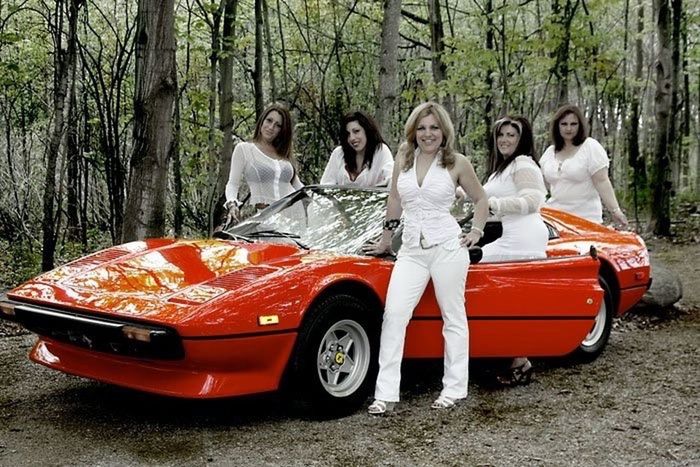 Ferrari girls