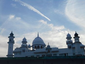 View of cathedral against sky