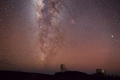 Stars over haleakala on maui, hawaii