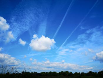 Low angle view of vapor trail in sky