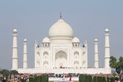 Taj mahal india group picture of my family 