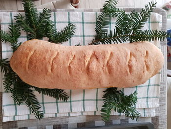 Close-up of bread on cutting board