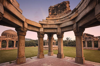 View of old ruins against sky