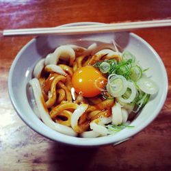 Close-up of noodles in bowl on table