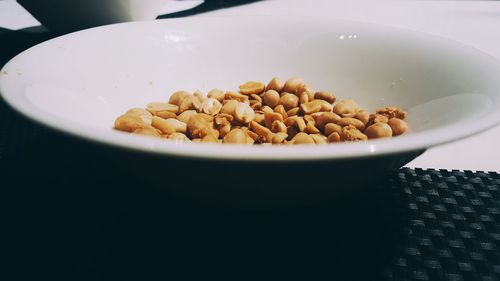 Close-up of noodles in bowl on table