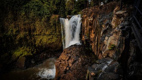 Tegenungan waterfall