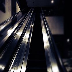 Illuminated escalator