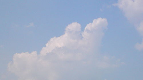 Low angle view of cloudy sky