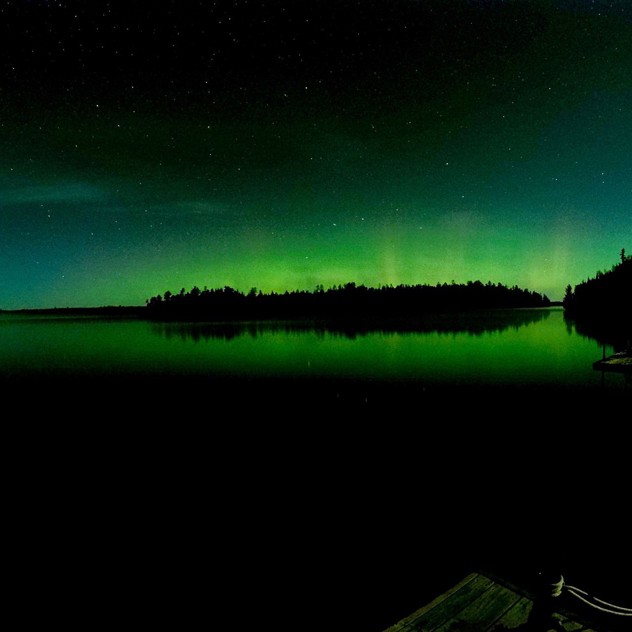 night, scenics, lake, nature, beauty in nature, tranquility, tranquil scene, outdoors, star - space, no people, water, landscape, green color, sky, astronomy, tree, galaxy