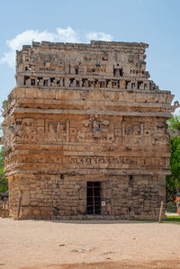 Old ruins of building against sky