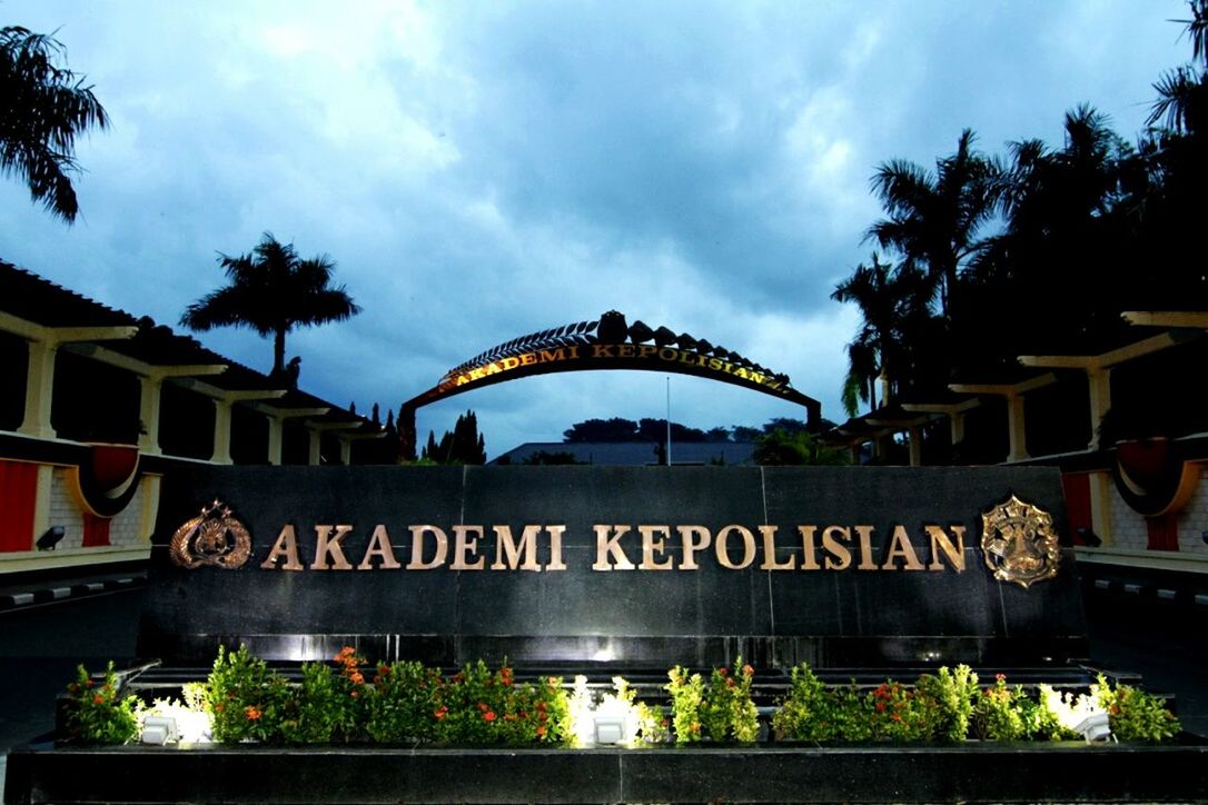 AKADEMI KEPOLISIAN