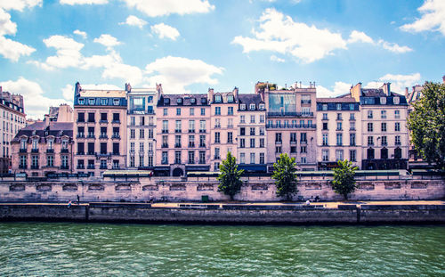 Buildings with waterfront