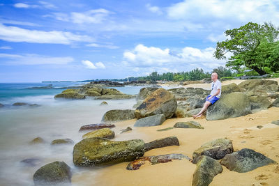 Scenic view of sea against sky