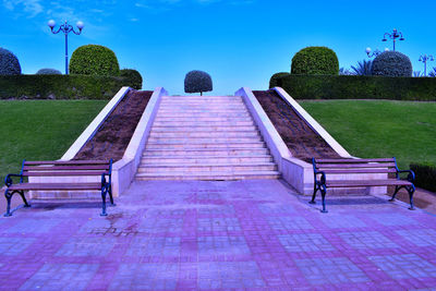 Empty bench in park